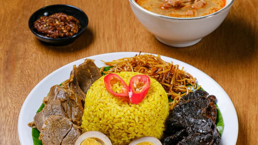 Huong dan thuc te cho creator o Viet Nam: cach tim, tiep can va hop tac voi cac thuong hieu Y tren WeChat e review cac nen tang hoc tap, kem chien thuat thanh toan va rui ro phap ly gan ay.
