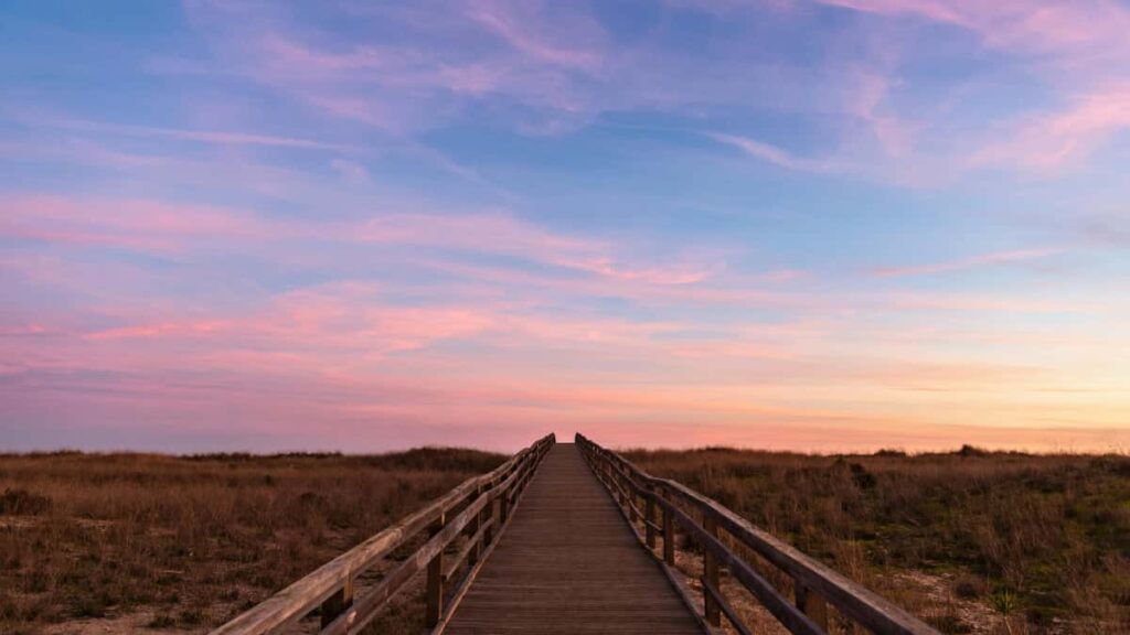 Huong dan thuc te cho nha quang cao VN muon tim creator WeChat tai Singapore e chay chien dich wellness: kenh tiep can, tuyen chon, hop ong va cach o hieu qua.