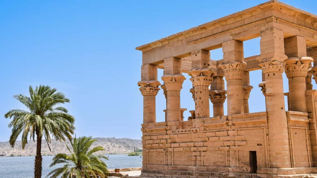 Huong dan thuc chien cho creator Viet muon tiep can thuong hieu New Zealand tren Netflix e trien khai chien dich hop tac voi co quan du lich tactics, kenh, va vi du thuc te.