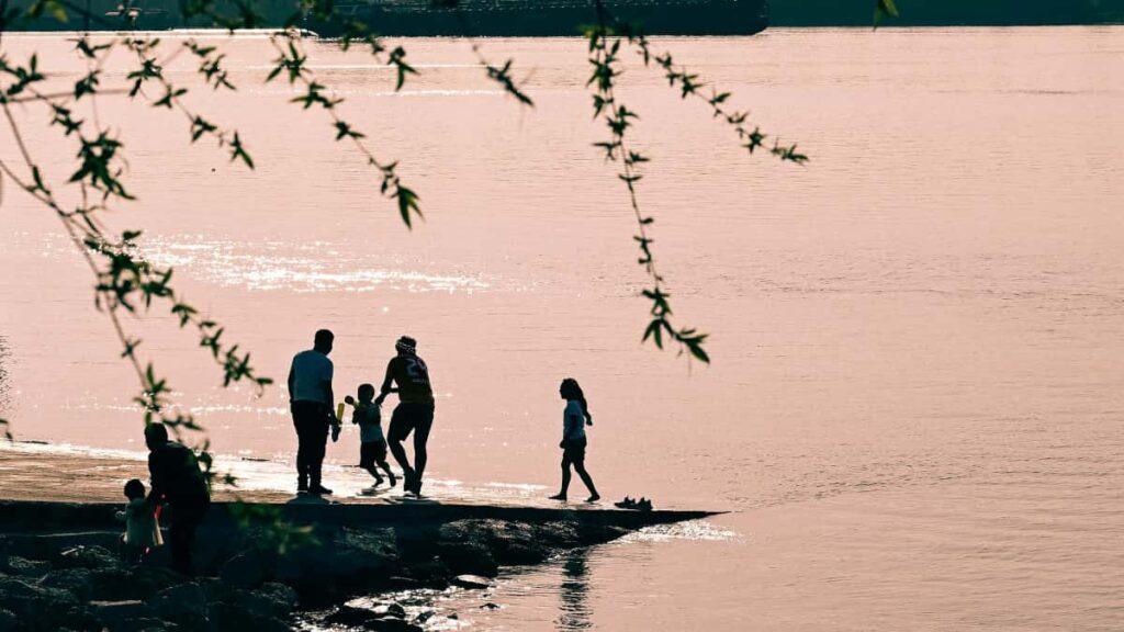 Huong dan thuc te cho advertiser Viet Nam: cach tim, chon va chay voi Instagram creators o Romania e tang cai at mobile app.