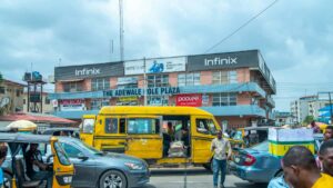 Huong dan thuc te cho creator Viet muon tiep can nhan hang Slovenia tren Kuaishou e ua nhac vao thu thach (challenge): chien luoc, kenh lien he, rui ro phap ly, va vi du minh hoa tu xu huong influencer marketing o chau Au.