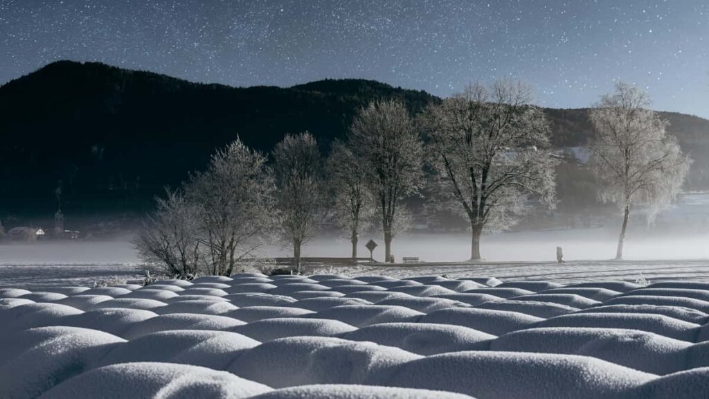 Huong dan thuc te cho nhan hang Viet muon tim creator Takatak o An o e gui PR package, tu kenh tim kiem, anh gia, toi luu y phap ly va KPI.